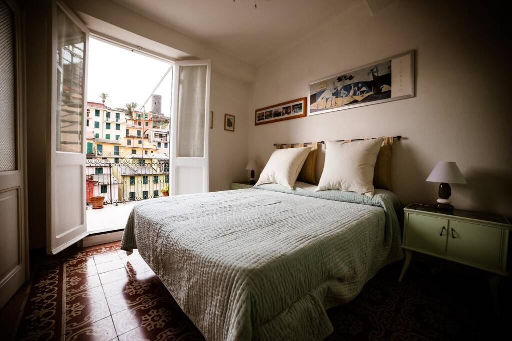 Apartment Sea View Вернаца Екстериор снимка